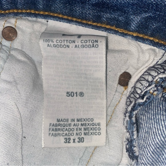 Men’s Vintage (90’s) Levi’s 501 32 x 30 jeans, in great condition. - Picture 12 of 13